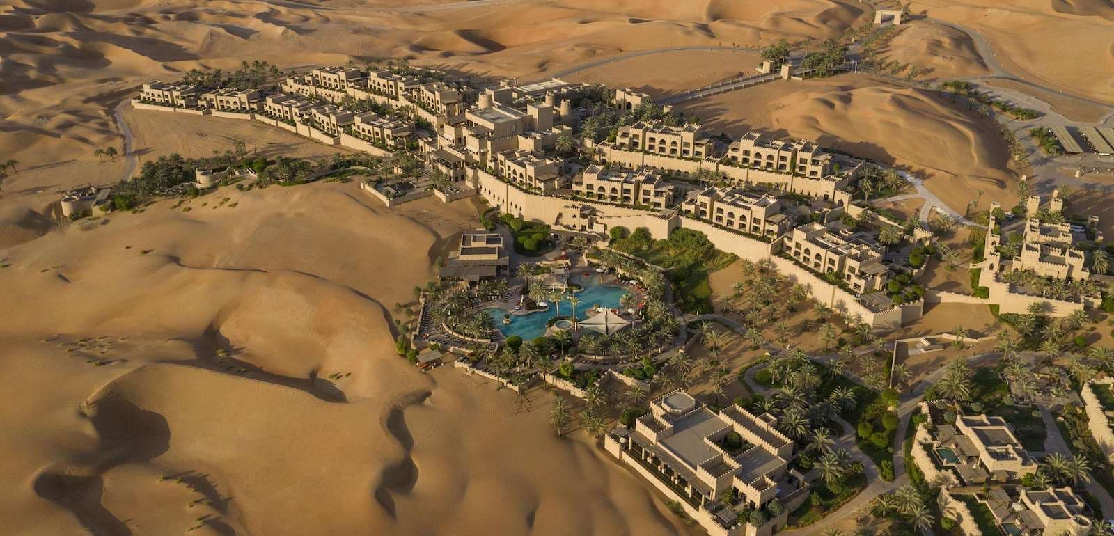 Qasr Al Sarab Desert Resort by Anantara